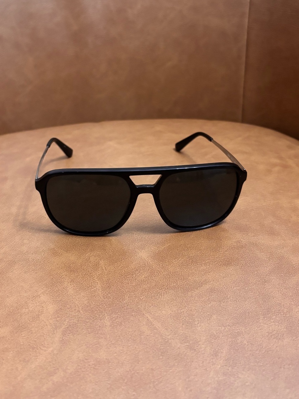 Michael Kors MK2191 Perry Street Men’s Black Silver Sunglasses EUC
